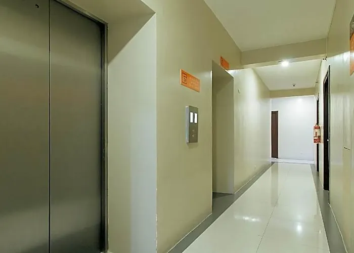 Reddoorz Near Nakpil St. Taft Avenue Hotel Manilla